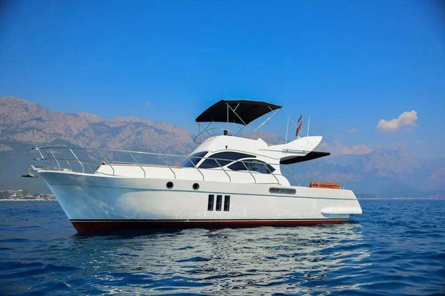 YACHT BELLUGA - KEMER