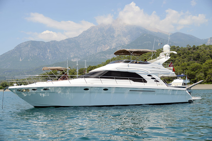 YACHT RODIS - KEMER