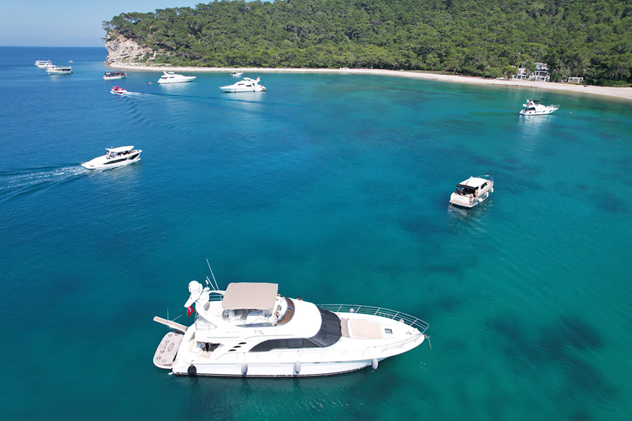 YACHT RODIS - KEMER