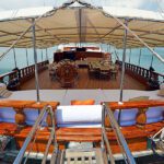 yacht-light-tours-holiday-x-holiday-10-162760416