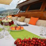 yacht-light-tours-holiday-x-holiday-10-616563585