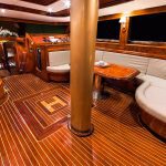 13-Diva-Deniz-Saloon-01
