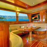 14-Diva-Deniz-Saloon-02